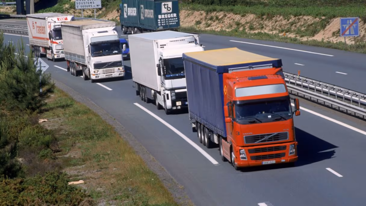 Transport routier : de nouvelles mesures pour renforcer le secteur